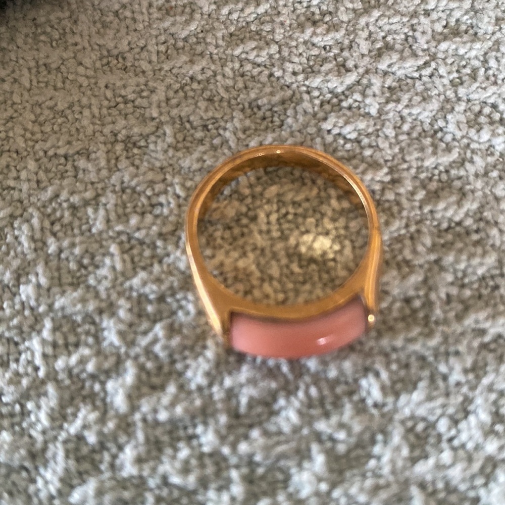 Size 5 Coral ring - Picture 4 of 7